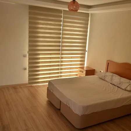 Villa New Age Toker