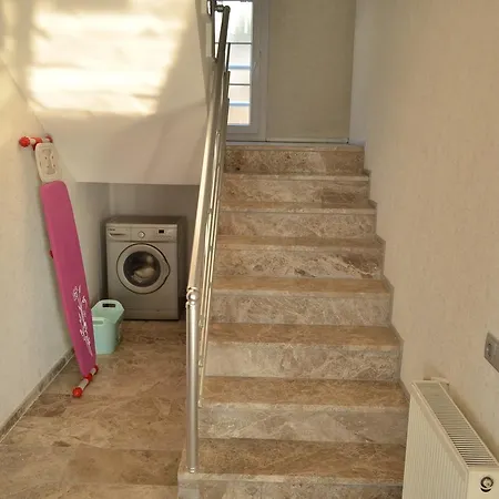 New Age Toker Villa